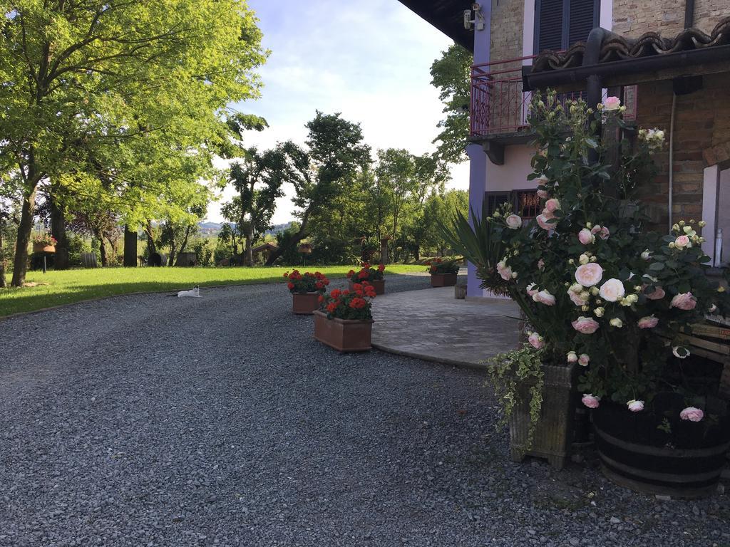 Agriturismo Relais "Il Bricco" Nizza Monferrato Extérieur photo