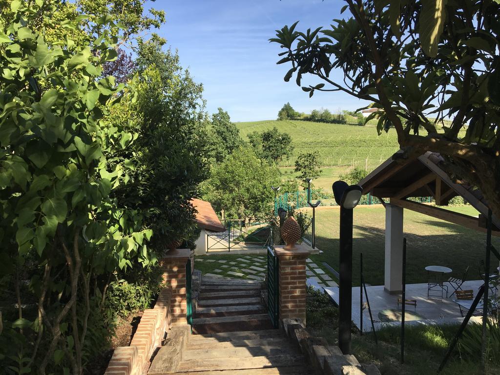 Agriturismo Relais "Il Bricco" Nizza Monferrato Extérieur photo