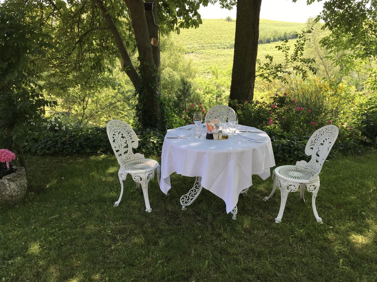 Agriturismo Relais "Il Bricco" Nizza Monferrato Extérieur photo