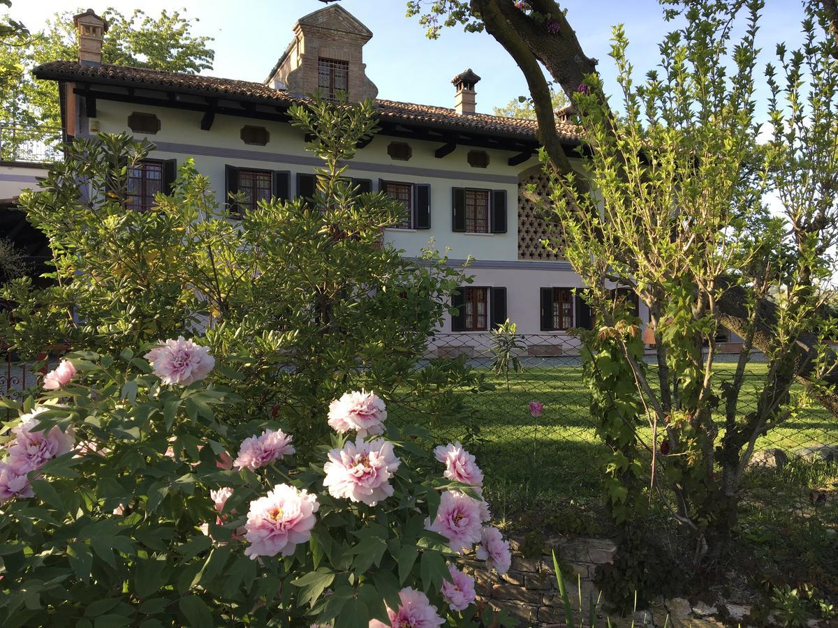 Agriturismo Relais "Il Bricco" Nizza Monferrato Extérieur photo
